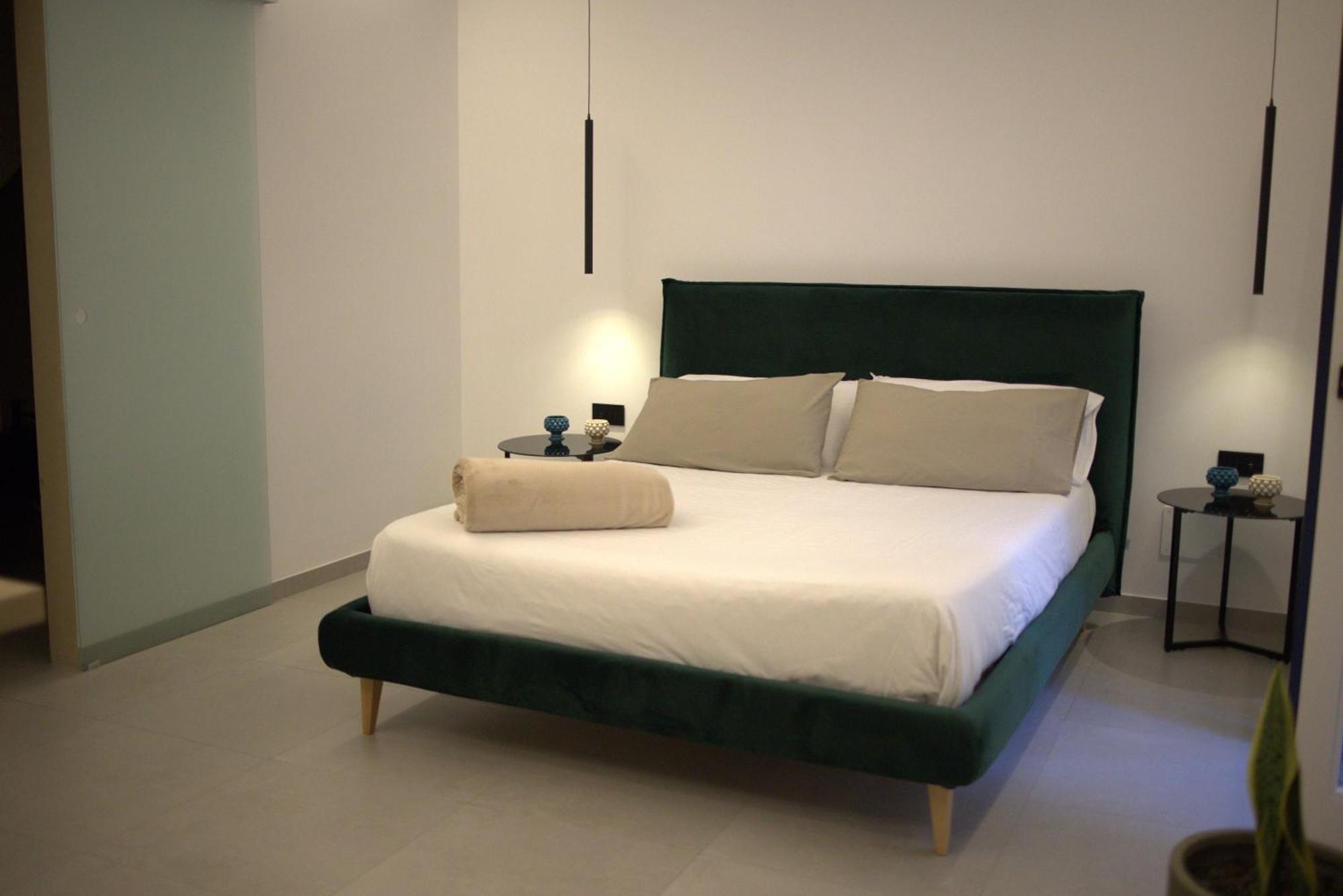 Elecla Apartment Cefalu Luaran gambar